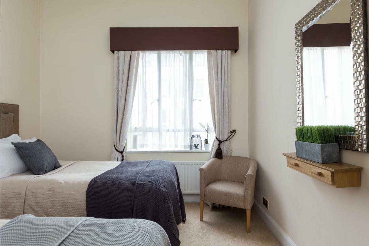Park Lane Apartments/Shaw House Londen Buitenkant foto